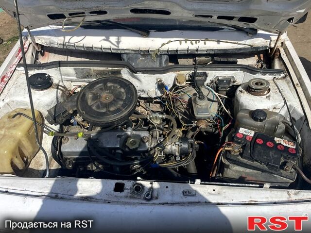 Белый ВАЗ 2109, объемом двигателя 1.3 л и пробегом 170 тыс. км за 550 $, фото 4 на Automoto.ua