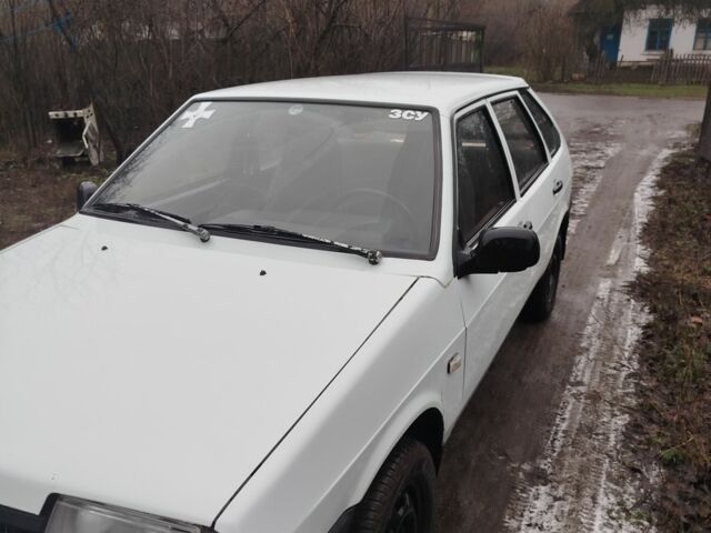 Белый ВАЗ 2109, объемом двигателя 1.5 л и пробегом 210 тыс. км за 1301 $, фото 3 на Automoto.ua