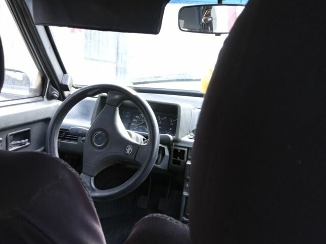 Белый ВАЗ 2109, объемом двигателя 1.3 л и пробегом 590 тыс. км за 879 $, фото 6 на Automoto.ua