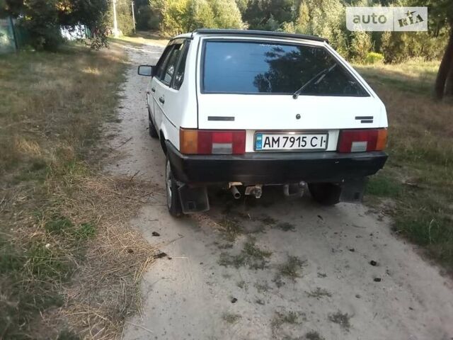 Белый ВАЗ 2109, объемом двигателя 1.5 л и пробегом 240 тыс. км за 1150 $, фото 5 на Automoto.ua