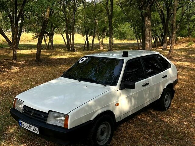 Белый ВАЗ 2109, объемом двигателя 1.3 л и пробегом 0 тыс. км за 1050 $, фото 2 на Automoto.ua