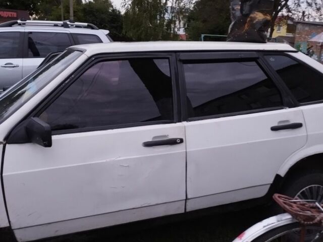Белый ВАЗ 2109, объемом двигателя 1.3 л и пробегом 456 тыс. км за 850 $, фото 3 на Automoto.ua