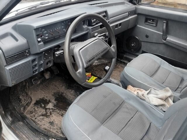 Белый ВАЗ 2109, объемом двигателя 1.5 л и пробегом 210 тыс. км за 1301 $, фото 4 на Automoto.ua