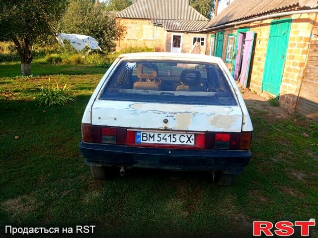 Белый ВАЗ 2109, объемом двигателя 1.3 л и пробегом 100 тыс. км за 260 $, фото 2 на Automoto.ua