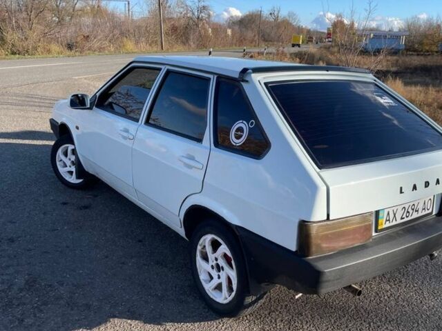 Белый ВАЗ 2109, объемом двигателя 1.3 л и пробегом 90 тыс. км за 1700 $, фото 1 на Automoto.ua