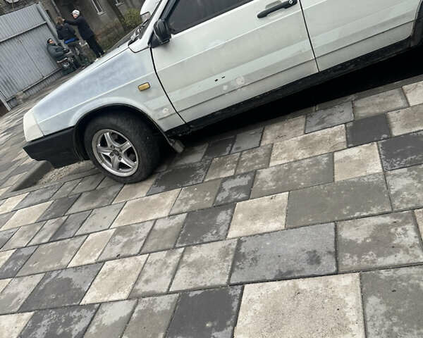 Білий ВАЗ 2109, об'ємом двигуна 1.3 л та пробігом 25 тис. км за 934 $, фото 1 на Automoto.ua