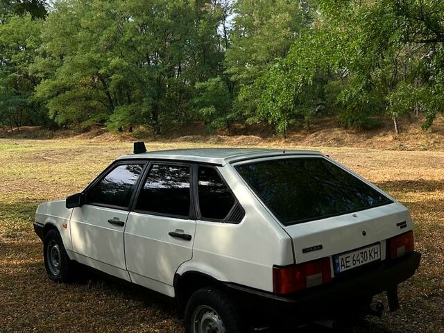 Белый ВАЗ 2109, объемом двигателя 1.3 л и пробегом 0 тыс. км за 1050 $, фото 3 на Automoto.ua