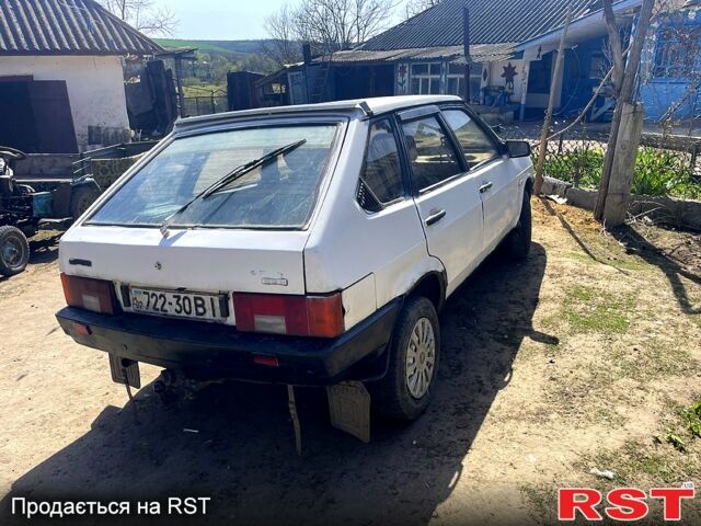 Белый ВАЗ 2109, объемом двигателя 1.3 л и пробегом 170 тыс. км за 550 $, фото 2 на Automoto.ua