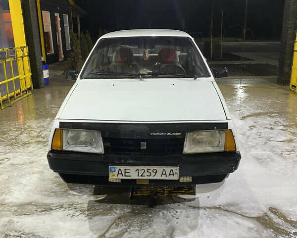 Білий ВАЗ 2109, об'ємом двигуна 1.3 л та пробігом 180 тис. км за 662 $, фото 1 на Automoto.ua