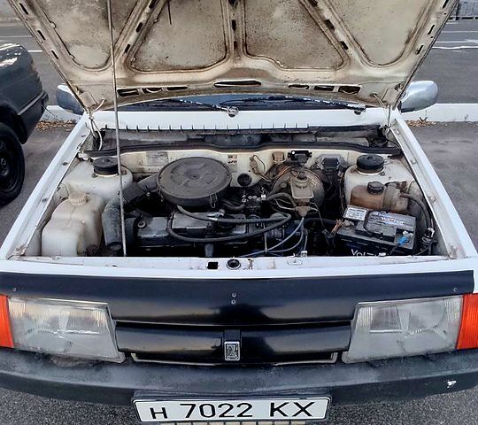 Белый ВАЗ 2109, объемом двигателя 1.5 л и пробегом 111 тыс. км за 1250 $, фото 2 на Automoto.ua