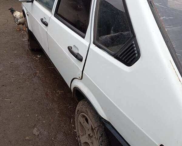 Білий ВАЗ 2109, об'ємом двигуна 1.5 л та пробігом 290 тис. км за 710 $, фото 2 на Automoto.ua