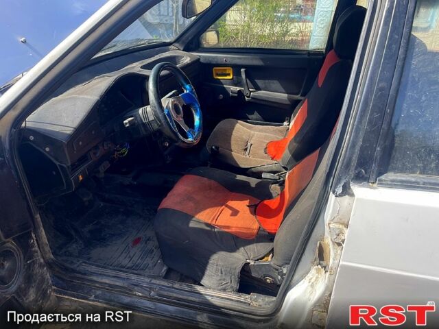 Белый ВАЗ 2109, объемом двигателя 1.3 л и пробегом 170 тыс. км за 550 $, фото 5 на Automoto.ua