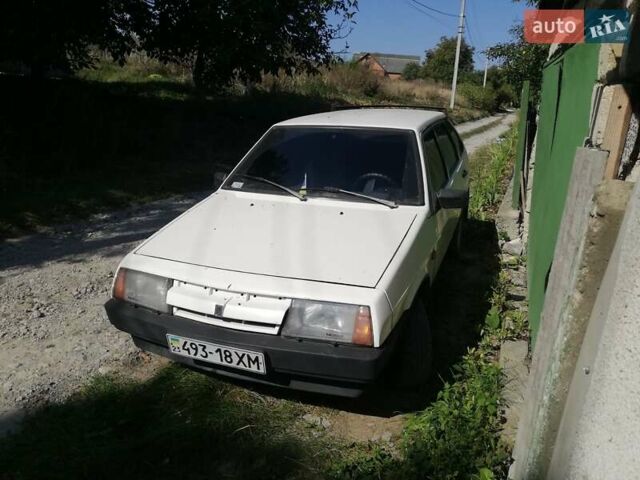 Білий ВАЗ 2109, об'ємом двигуна 1.3 л та пробігом 146 тис. км за 1000 $, фото 3 на Automoto.ua