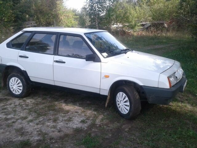 Белый ВАЗ 2109, объемом двигателя 1 л и пробегом 84 тыс. км за 1750 $, фото 6 на Automoto.ua