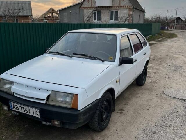 Белый ВАЗ 2109, объемом двигателя 1.3 л и пробегом 2 тыс. км за 712 $, фото 4 на Automoto.ua
