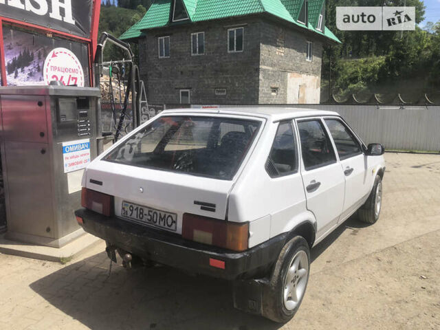 Белый ВАЗ 2109, объемом двигателя 1.5 л и пробегом 87 тыс. км за 570 $, фото 2 на Automoto.ua