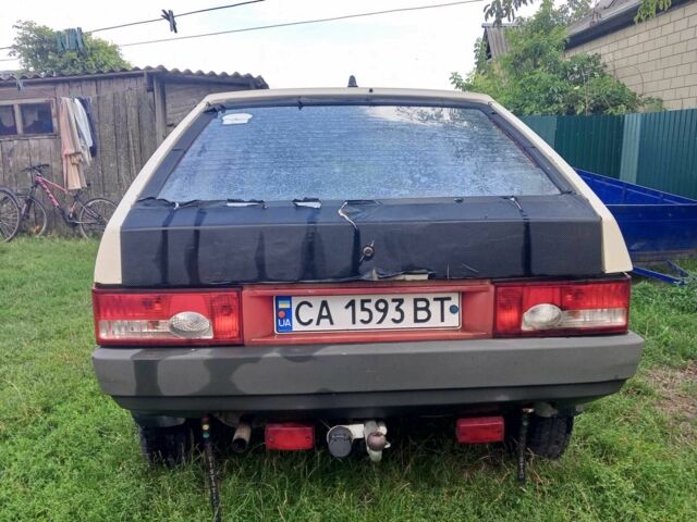 Белый ВАЗ 2109, объемом двигателя 1.3 л и пробегом 150 тыс. км за 800 $, фото 3 на Automoto.ua