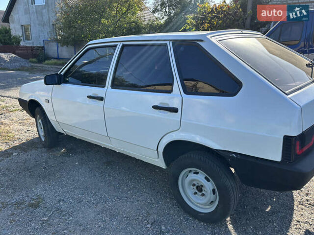 ВАЗ 2109 1990 в Кропивницком (Кировограде) на Automoto.ua Белый ВАЗ 2109, объемом двигателя 1.5 л и пробегом 130 тыс. км за 2000 $, фото 14 на Automoto.ua