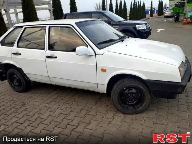 Білий ВАЗ 2109, об'ємом двигуна 1.5 л та пробігом 400 тис. км за 1700 $, фото 2 на Automoto.ua
