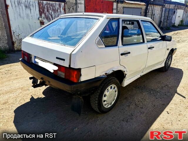 Белый ВАЗ 2109, объемом двигателя 1.3 л и пробегом 0 тыс. км за 700 $, фото 3 на Automoto.ua