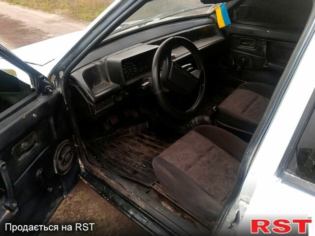 Белый ВАЗ 2109, объемом двигателя 1.1 л и пробегом 0 тыс. км за 1000 $, фото 6 на Automoto.ua