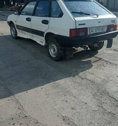 Белый ВАЗ 2109, объемом двигателя 1.3 л и пробегом 222 тыс. км за 600 $, фото 3 на Automoto.ua