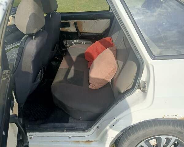 Білий ВАЗ 2109, об'ємом двигуна 1.5 л та пробігом 300 тис. км за 1000 $, фото 6 на Automoto.ua
