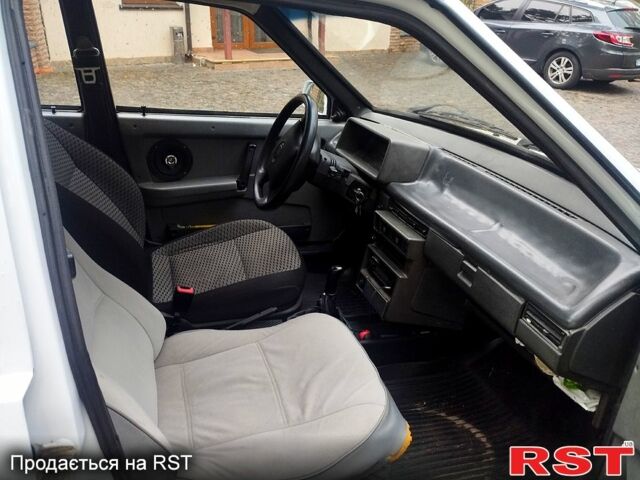 Білий ВАЗ 2109, об'ємом двигуна 1.5 л та пробігом 400 тис. км за 1700 $, фото 5 на Automoto.ua