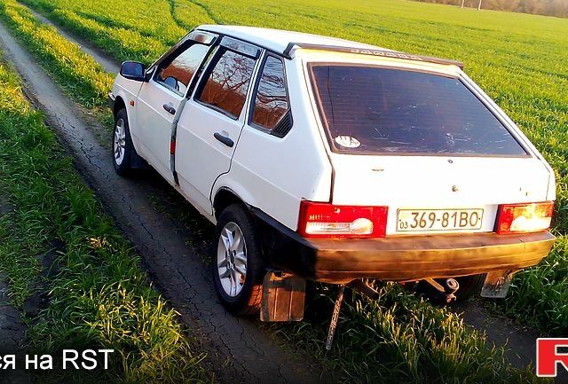 Белый ВАЗ 2109, объемом двигателя 1.6 л и пробегом 432 тыс. км за 1400 $, фото 1 на Automoto.ua