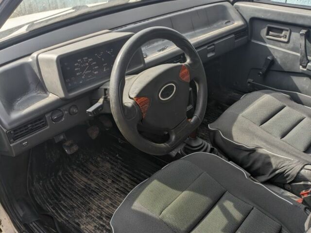 Белый ВАЗ 2109, объемом двигателя 1.3 л и пробегом 50 тыс. км за 450 $, фото 5 на Automoto.ua