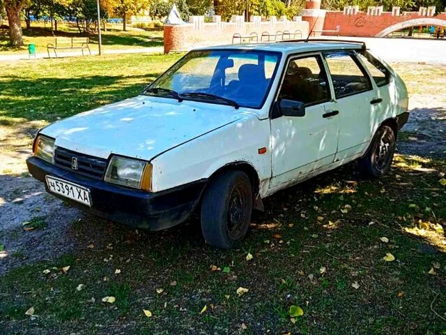 Белый ВАЗ 2109, объемом двигателя 1.5 л и пробегом 50 тыс. км за 600 $, фото 5 на Automoto.ua