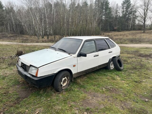 Белый ВАЗ 2109, объемом двигателя 1.3 л и пробегом 200 тыс. км за 238 $, фото 1 на Automoto.ua
