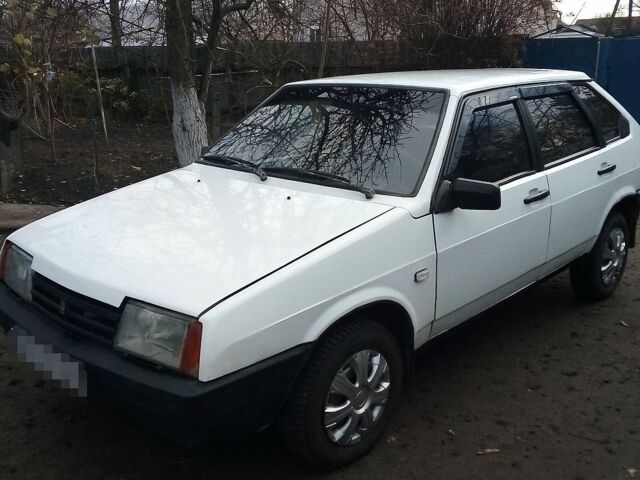 Білий ВАЗ 2109, об'ємом двигуна 1.5 л та пробігом 200 тис. км за 1000 $, фото 2 на Automoto.ua