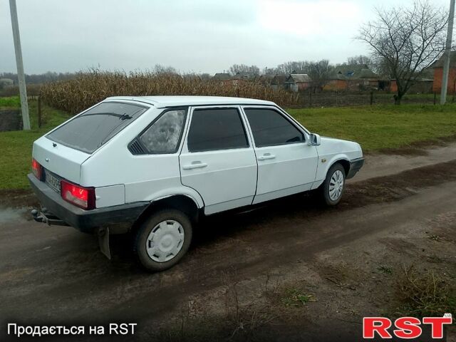 Белый ВАЗ 2109, объемом двигателя 1.1 л и пробегом 0 тыс. км за 1000 $, фото 2 на Automoto.ua