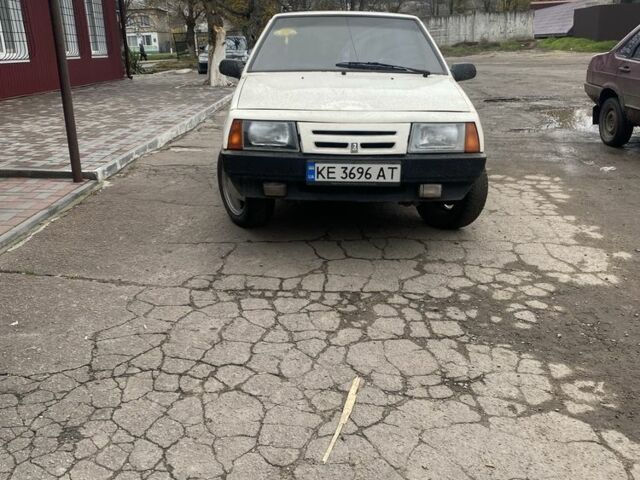 Белый ВАЗ 2109, объемом двигателя 1.3 л и пробегом 18 тыс. км за 1750 $, фото 1 на Automoto.ua