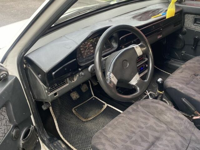 Білий ВАЗ 2109, об'ємом двигуна 1.5 л та пробігом 2 тис. км за 900 $, фото 5 на Automoto.ua