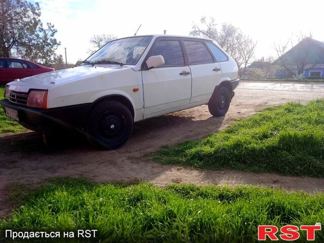 Белый ВАЗ 2109, объемом двигателя 15 л и пробегом 0 тыс. км за 650 $, фото 2 на Automoto.ua