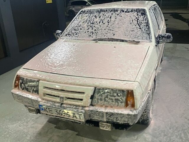 Белый ВАЗ 2109, объемом двигателя 1.3 л и пробегом 18 тыс. км за 1750 $, фото 2 на Automoto.ua