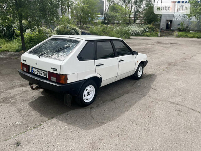 Белый ВАЗ 2109, объемом двигателя 0 л и пробегом 199 тыс. км за 1499 $, фото 4 на Automoto.ua