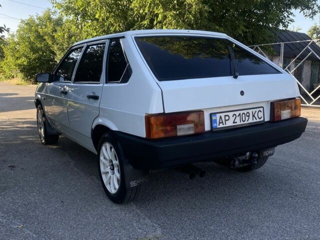 Белый ВАЗ 2109, объемом двигателя 1.3 л и пробегом 270 тыс. км за 2200 $, фото 4 на Automoto.ua