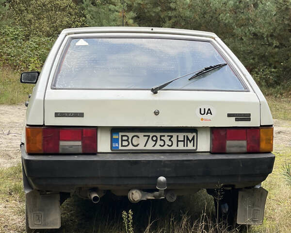 Белый ВАЗ 2109, объемом двигателя 1.3 л и пробегом 399 тыс. км за 900 $, фото 4 на Automoto.ua