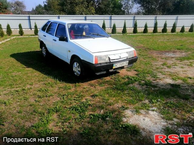 Білий ВАЗ 2109, об'ємом двигуна 1.5 л та пробігом 0 тис. км за 799 $, фото 2 на Automoto.ua