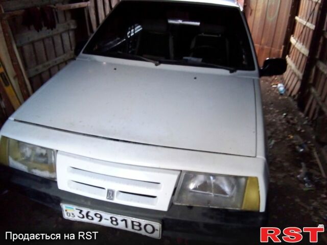 Белый ВАЗ 2109, объемом двигателя 1.6 л и пробегом 432 тыс. км за 1400 $, фото 2 на Automoto.ua