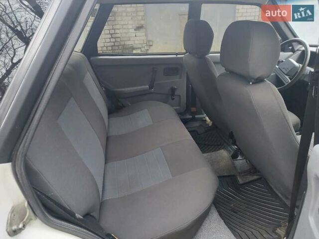 Білий ВАЗ 2109, об'ємом двигуна 1.5 л та пробігом 97 тис. км за 2100 $, фото 10 на Automoto.ua
