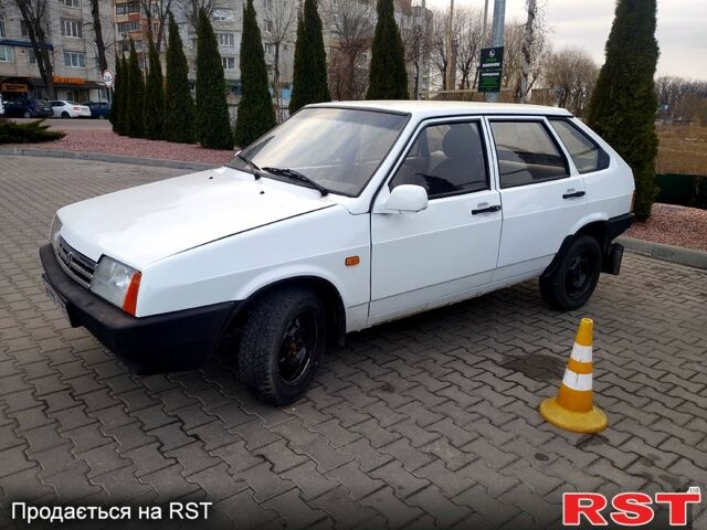 Білий ВАЗ 2109, об'ємом двигуна 1.5 л та пробігом 400 тис. км за 1700 $, фото 1 на Automoto.ua