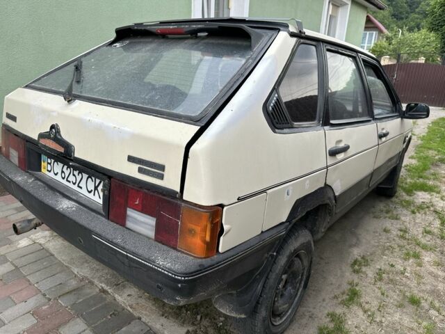 Білий ВАЗ 2109, об'ємом двигуна 0 л та пробігом 3 тис. км за 559 $, фото 4 на Automoto.ua