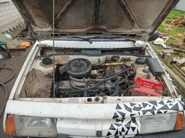 Белый ВАЗ 2109, объемом двигателя 1 л и пробегом 150 тыс. км за 594 $, фото 6 на Automoto.ua