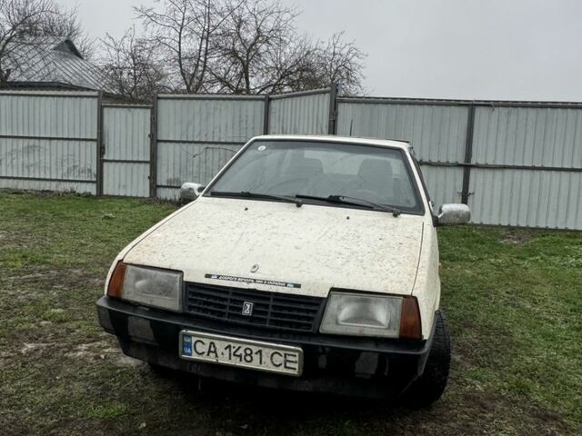 Білий ВАЗ 2109, об'ємом двигуна 1.5 л та пробігом 200 тис. км за 615 $, фото 1 на Automoto.ua