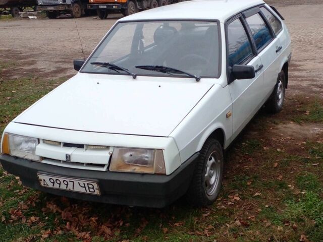 Белый ВАЗ 2109, объемом двигателя 0 л и пробегом 350 тыс. км за 1100 $, фото 7 на Automoto.ua