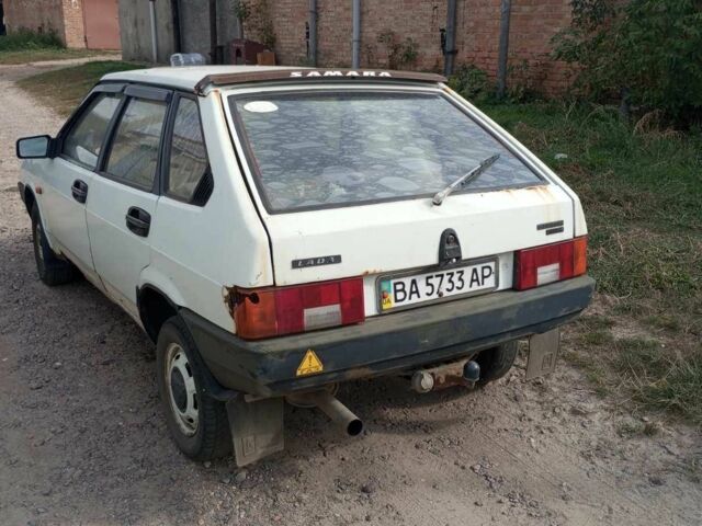 Белый ВАЗ 2109, объемом двигателя 0 л и пробегом 260 тыс. км за 846 $, фото 2 на Automoto.ua